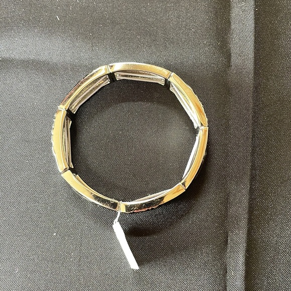 Lia Sophia bracelet - Picture 2 of 3